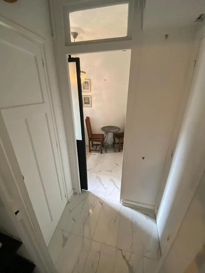 Studio Vaugirard Apartment Paris